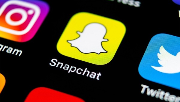 1 how-to-launch-the-snapchat-app