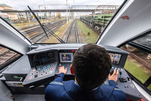 1 salary-of-train-driver-job-in-company
