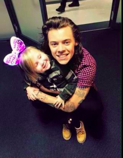 6 the-relationship-between-harry-styles-and-his-daughter