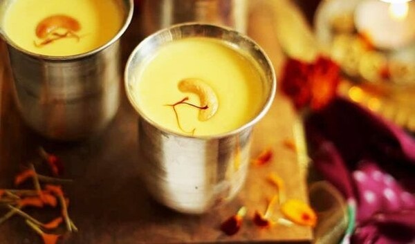 7 how-to-prepare-saffron-milk